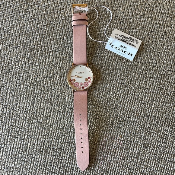 NWT COACH PERRY BLUSH PINK LEATHER STRAP TEA ROSE WATCH - Picture 8 of 17